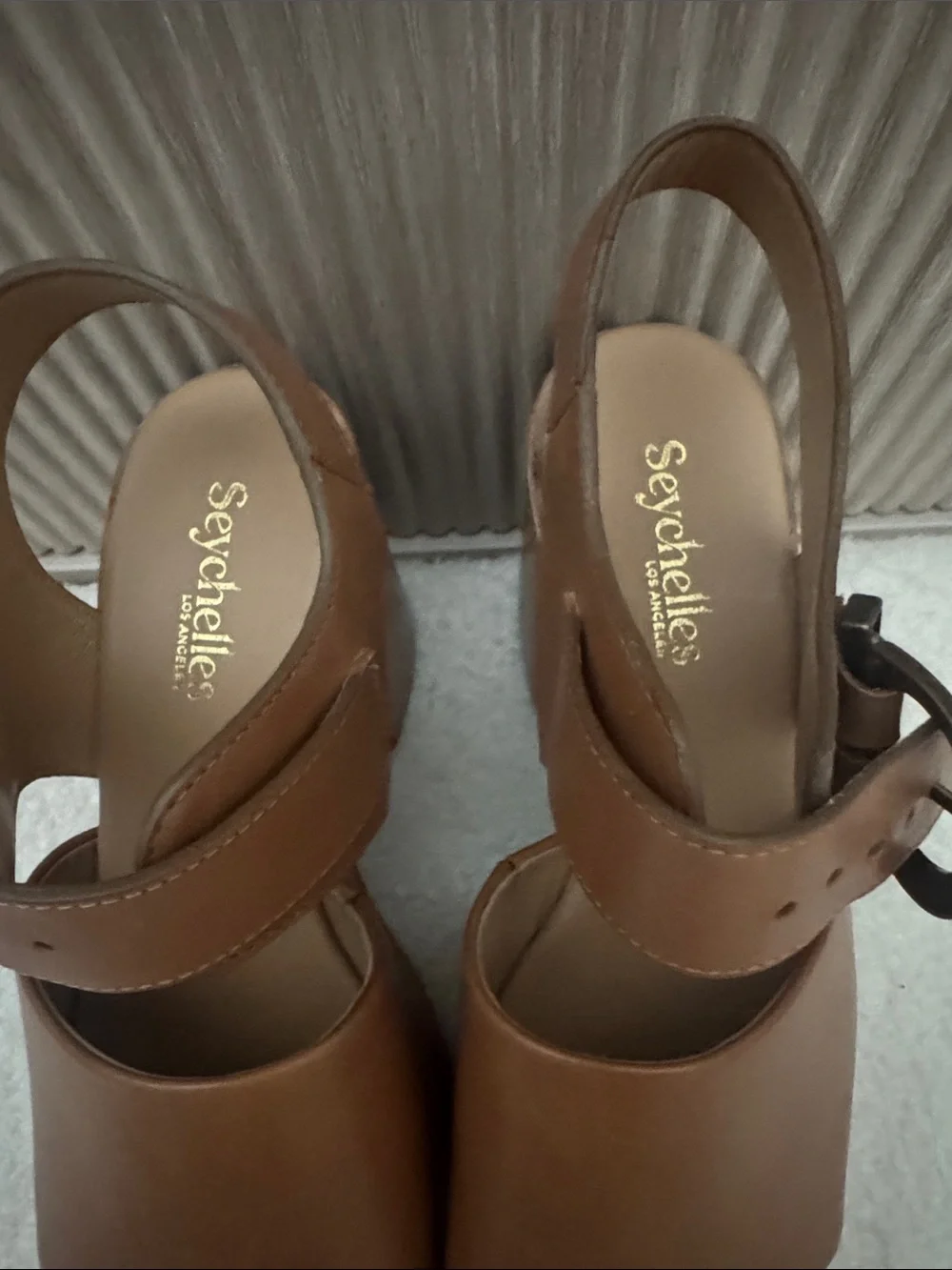 Seychelles platform mosh pit sandal brand new!